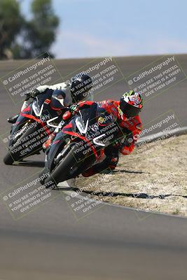 media/Sep-21-2025-TrackDaz (Sun) [[277c75b276]]/A Group/12pm (Turn 2)/